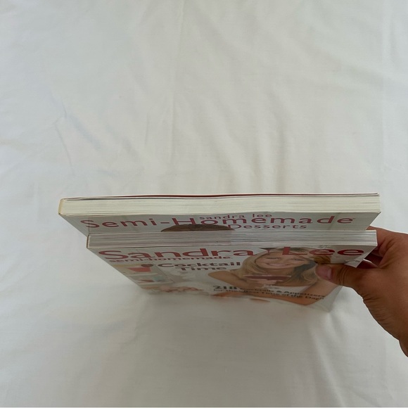 Sandra Lee Cocktail and Desert Cookbook Set - Picture 4 of 8